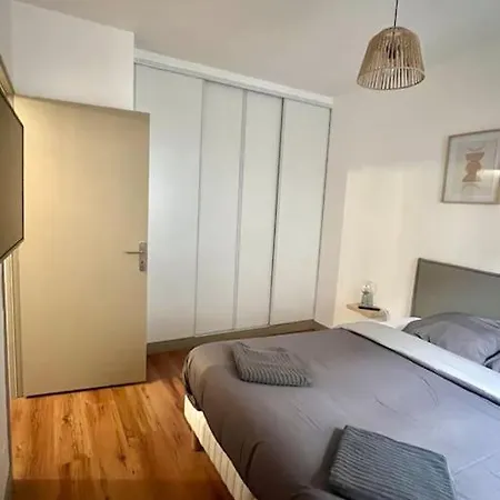 Le Beauplex, Entre Port Et Dieppe