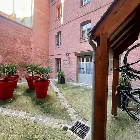 Le Beauplex, Entre Port Et Appartement *